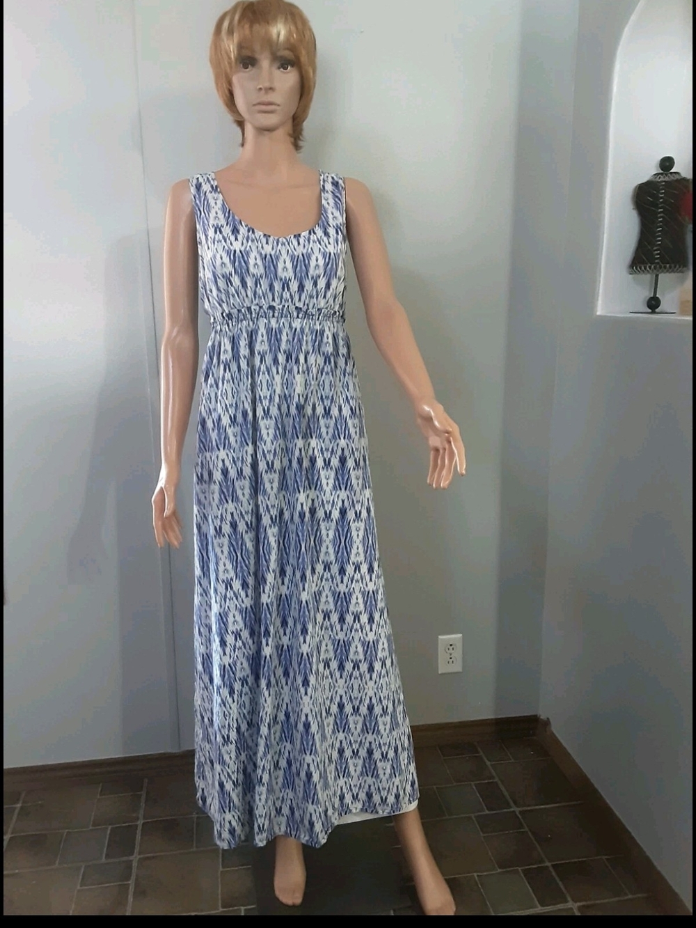 Daisy Fuentes 316 Maxi Dress Sz XL Preowned Lined Purple/White/Black Sleveless